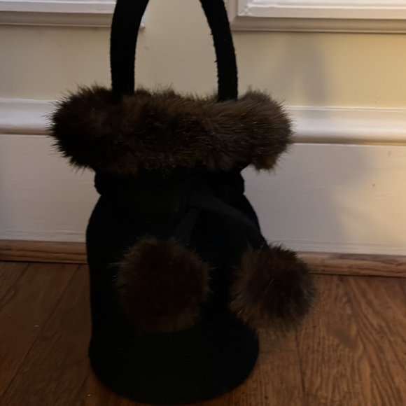 Unique felt bag with faux fur trim and Pom Pom draw string closure. - Picture 2 of 2